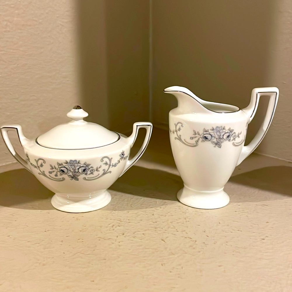 VTG- Johann Haviland Bavaria Rhineland Sugar & Creamer Set